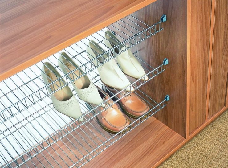Решетчатые полки в шкаф для обуви